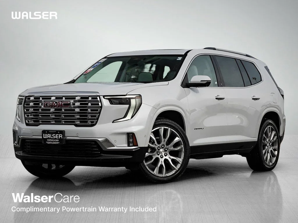 2026 GMC Acadia Denali AWD's photo
