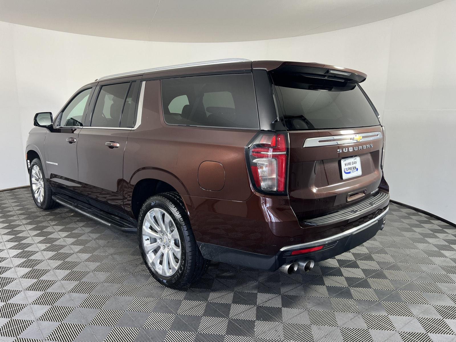 Used 2023 Auburn Metallic Chevrolet Premier image 32