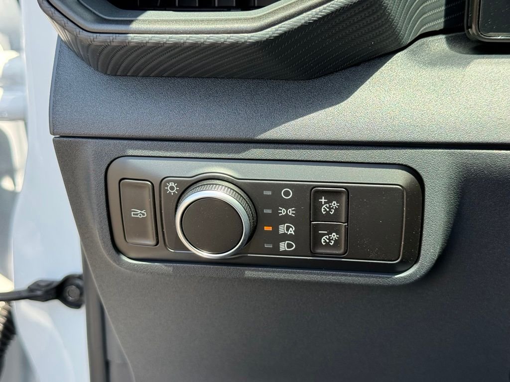 New 2026 Oxford White Ford EcoBoost® Fastback image 12