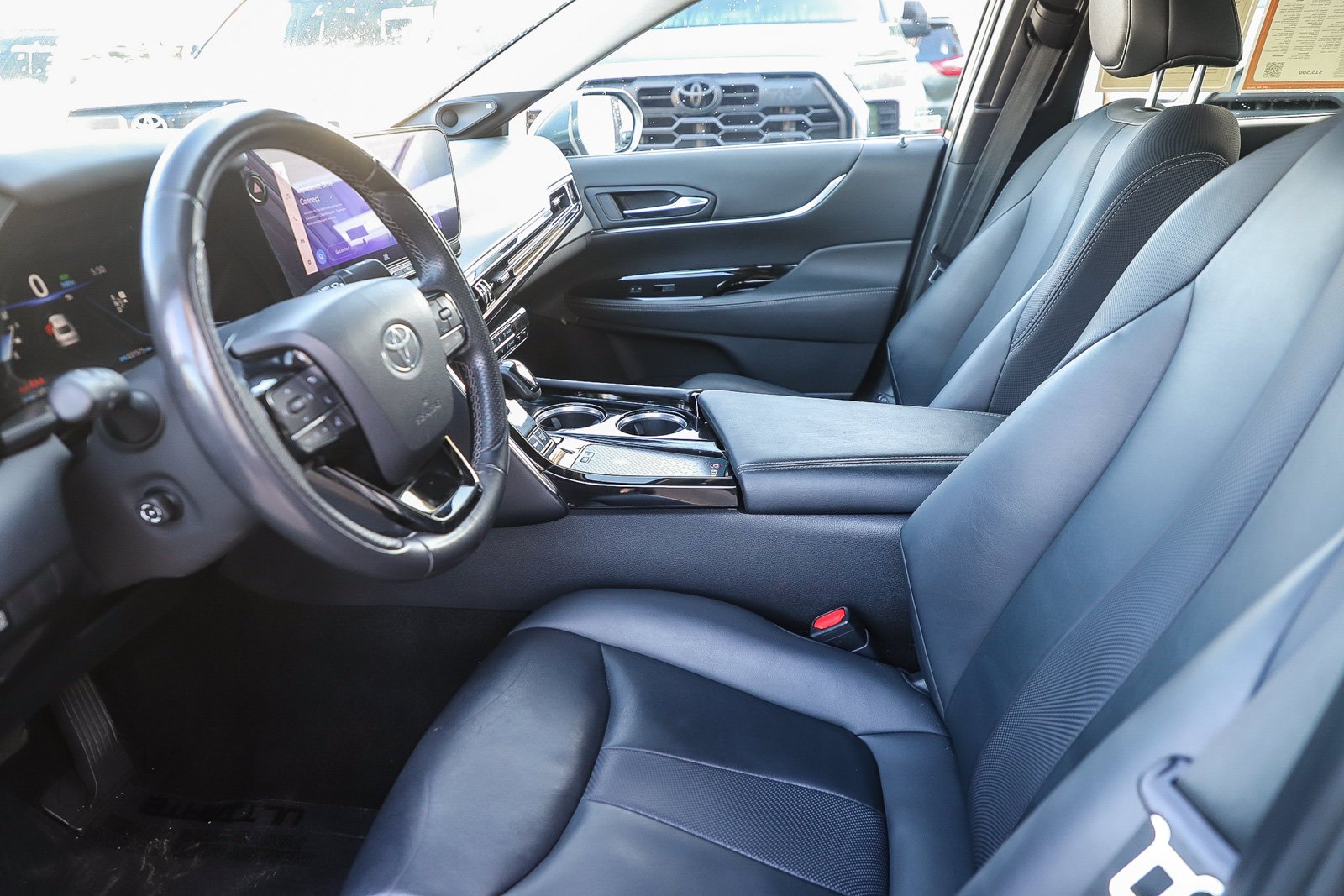Certified Used 2023  Toyota XLE image 18