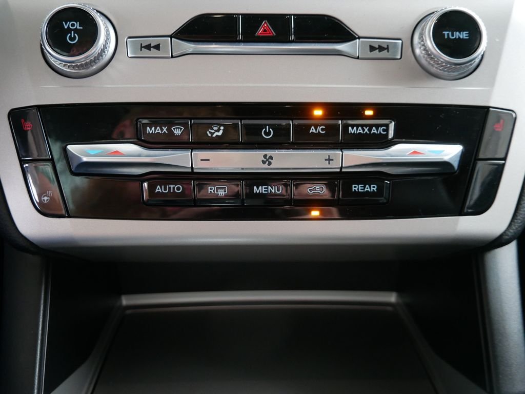 Certified Used 2023 Gray Ford XLT image 21