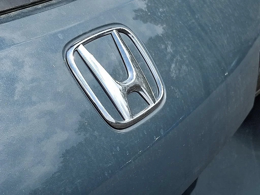 New 2027 Nordic Forest Pearl Honda EX-L image 6