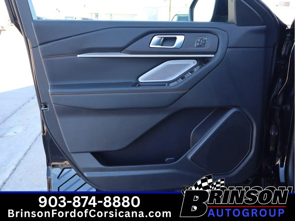 New 2026 Agate Black Metallic Ford Tremor image 10