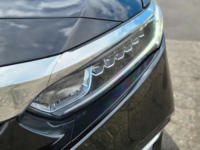 Used 2018 Black Honda EX-L image 10