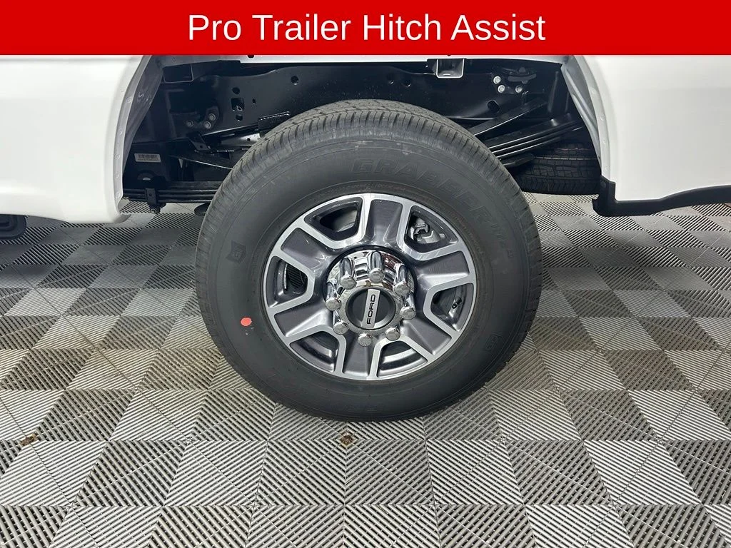 New 2026 Star White Metallic Tri-Coat Ford F-350® Lariat® image 20