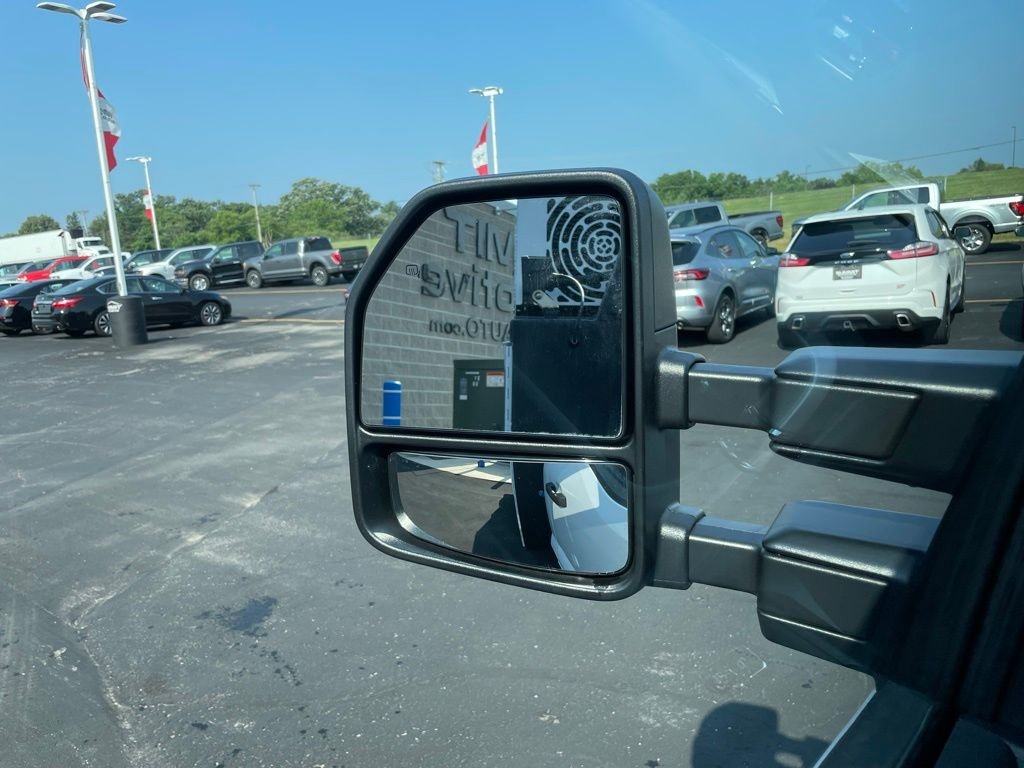 2025 Ford F-550 Super Duty Chassis Cab XL - Photo 46