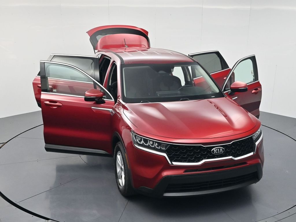 Used 2021 Passion Red Tintcoat Kia LX image 51