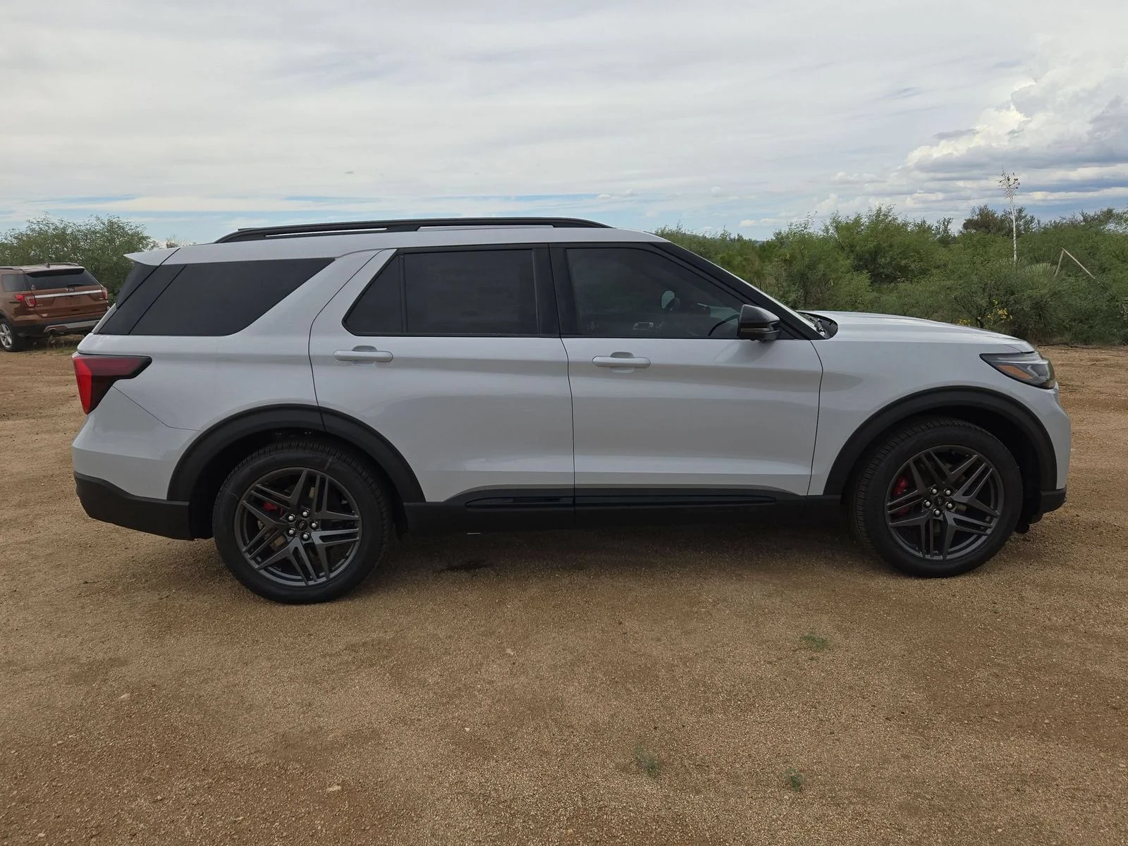 New 2026 Space White Metallic Ford ST image 4