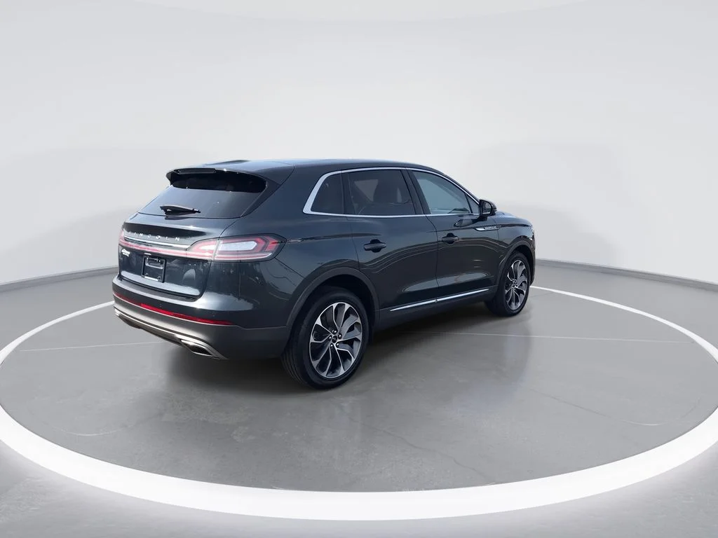 Used 2022 Blue Lincoln Reserve image 8