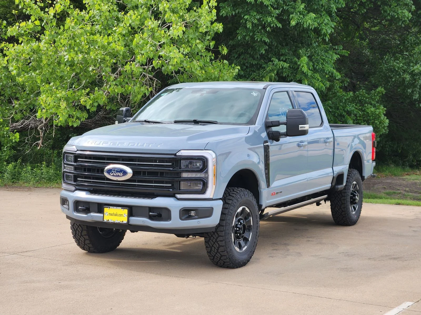 New 2026 Glacier Gray Metallic Tri-Coat Ford F-250® Platinum® image 2