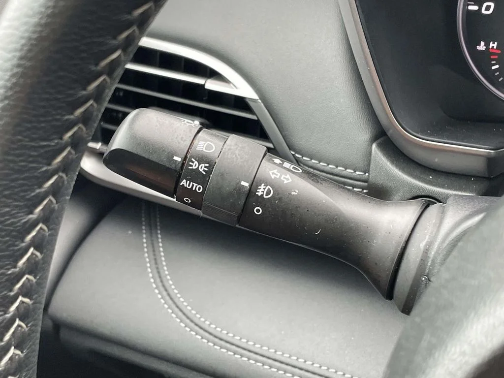Used 2025 Crimson Red Pearl Subaru Limited image 12