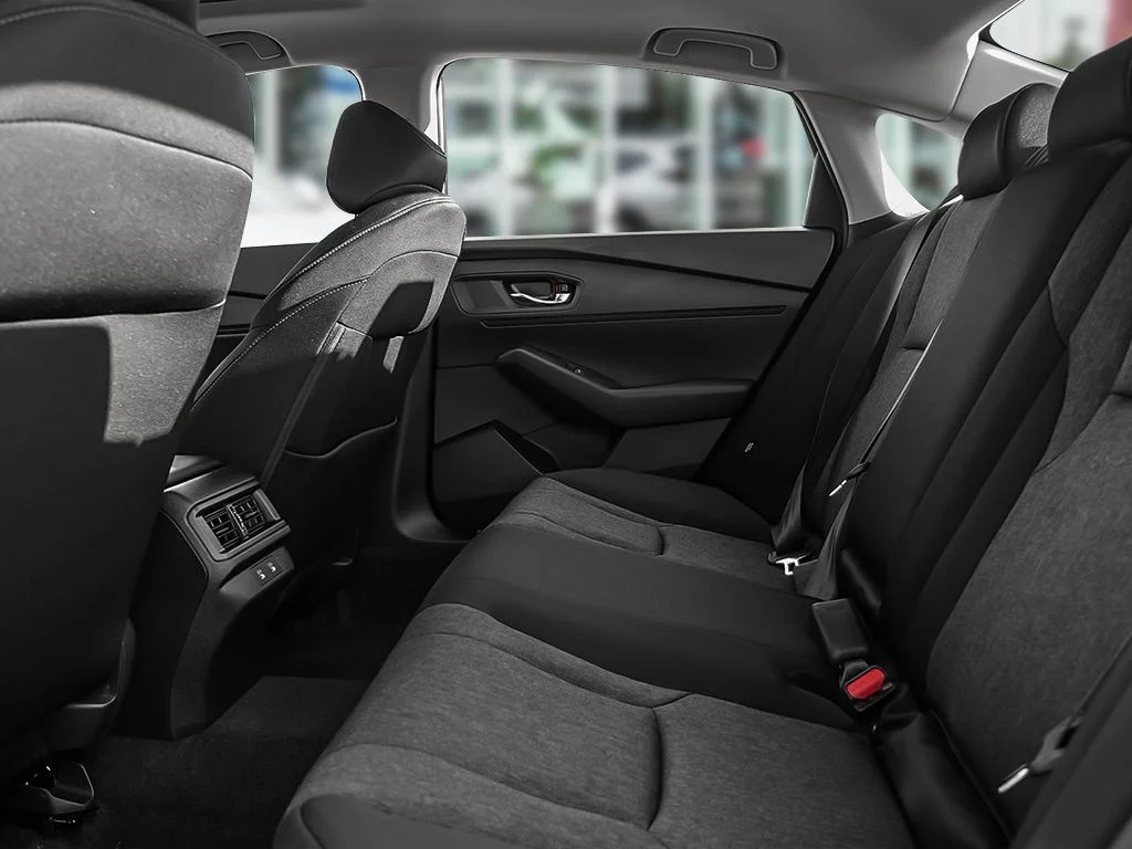 New 2026 Platinum White Pearl Honda SE image 20