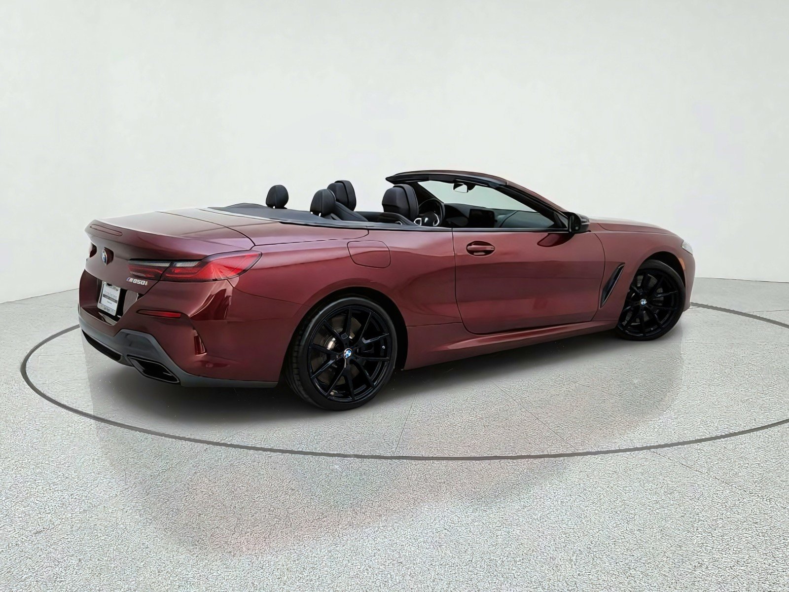 Used 2026 Aventurin Red Metallic BMW M Sport Professional Package image 8
