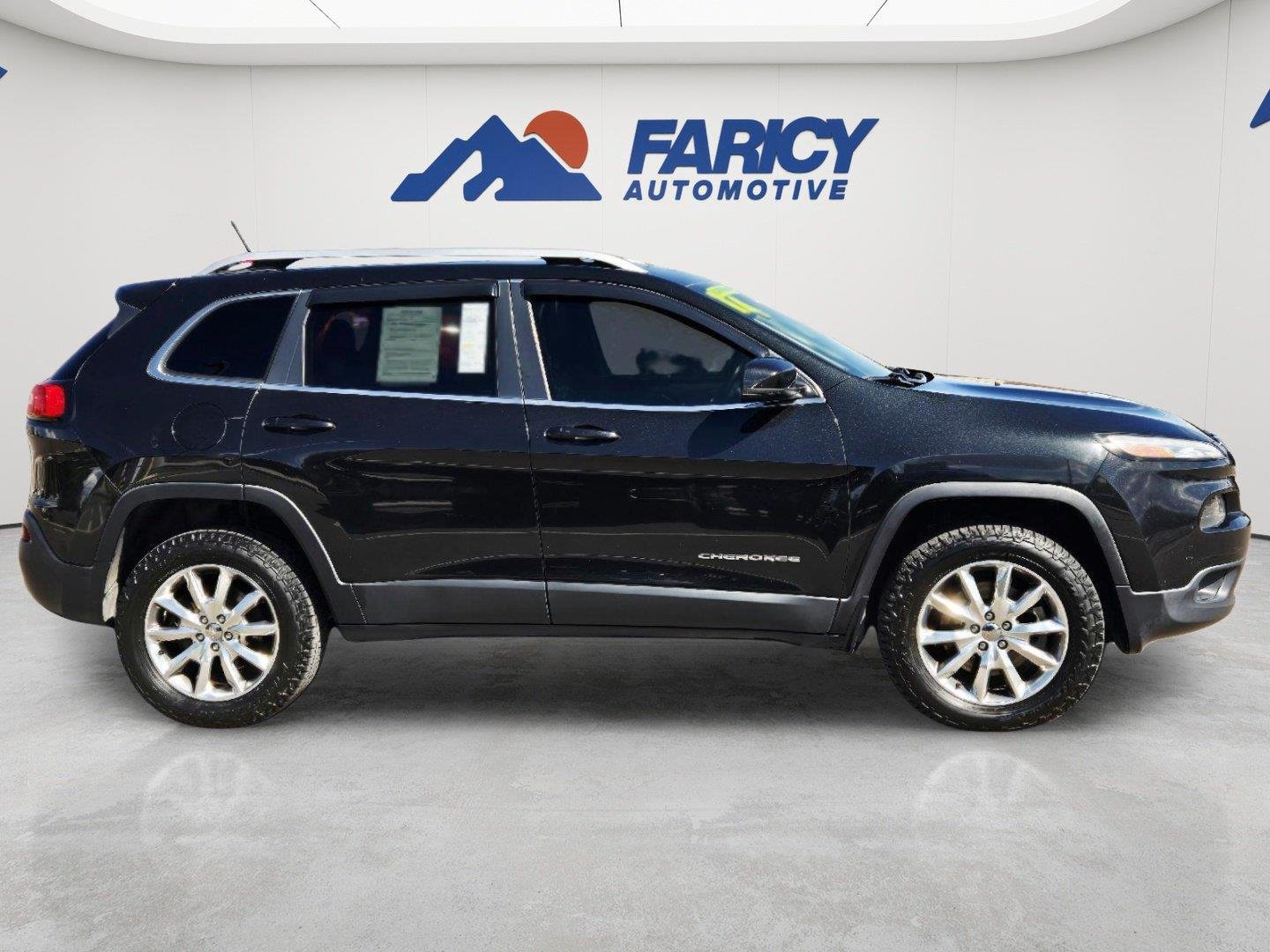 Used 2014 Brilliant Black Crystal Pearlcoat Jeep Limited image 4