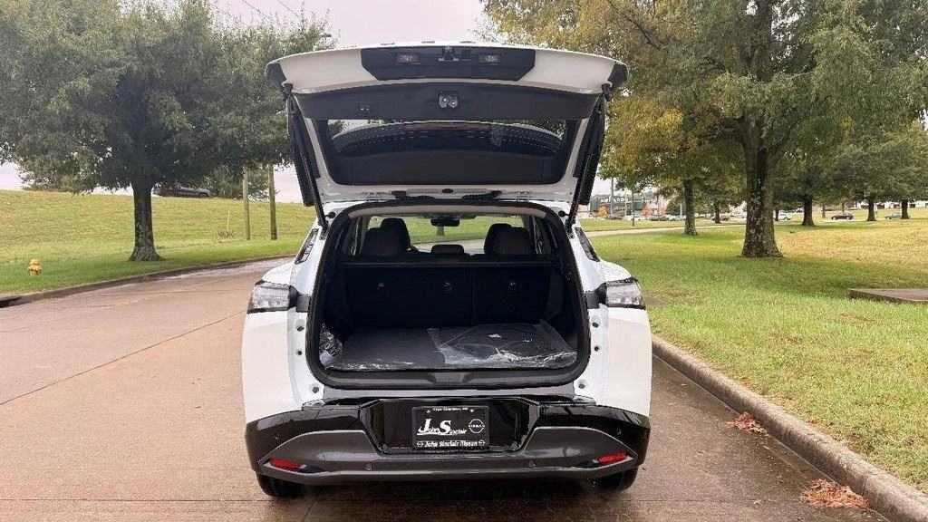 New 2026 Everest White Pearl Tricoat Nissan Platinum image 29