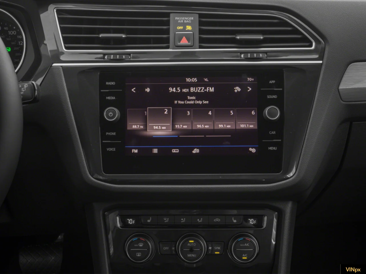 Used 2019 Deep Black Volkswagen 2.0T SE image 8