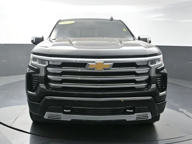 Used 2023 Black Chevrolet High Country image 2