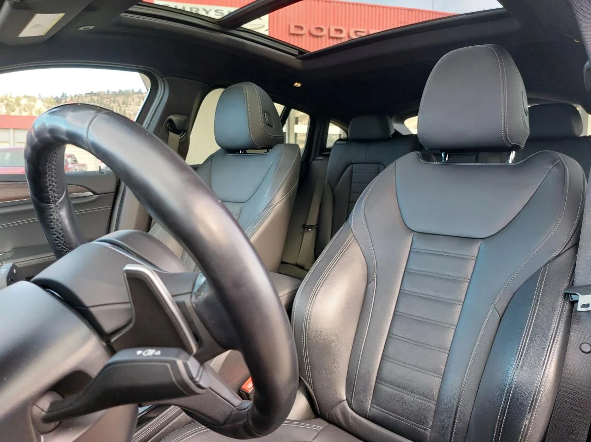 Used 2021 Dark grey BMW xDrive30i Sports Activity Coupe image 15