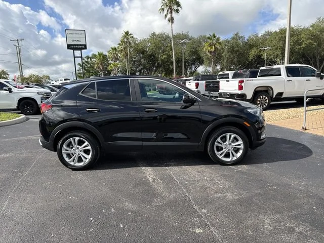 Used 2023 EBONY TWILIGHT METALLIC Buick Preferred image 3