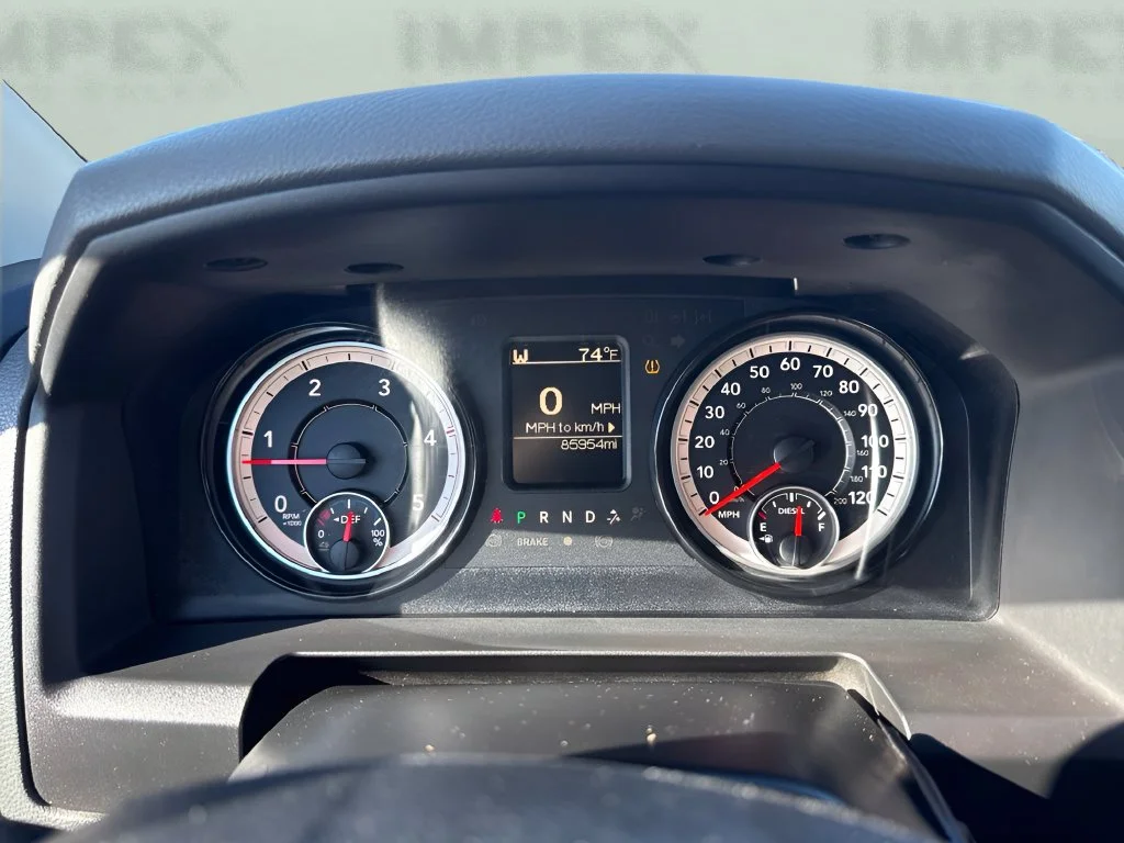 Used 2018 White Ram SLT image 20