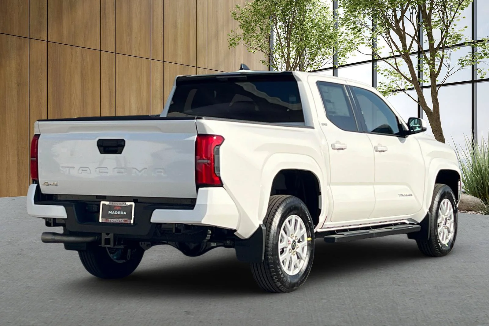 New 2026 Ice Cap Toyota SR5 image 4