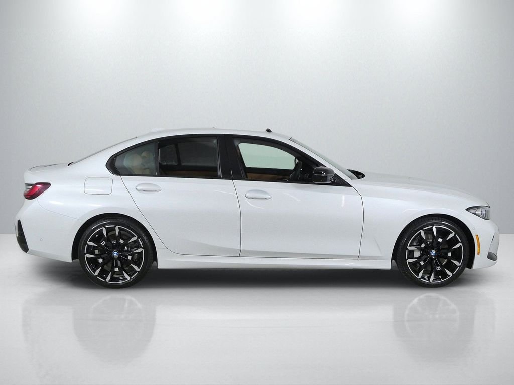 New 2026 Mineral White Metallic BMW 330i xDrive image 8