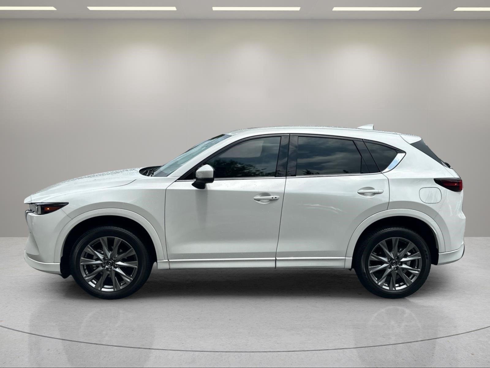 Used 2025 Rhodium White Metallic Mazda 2.5 S Premium Plus Package image 2