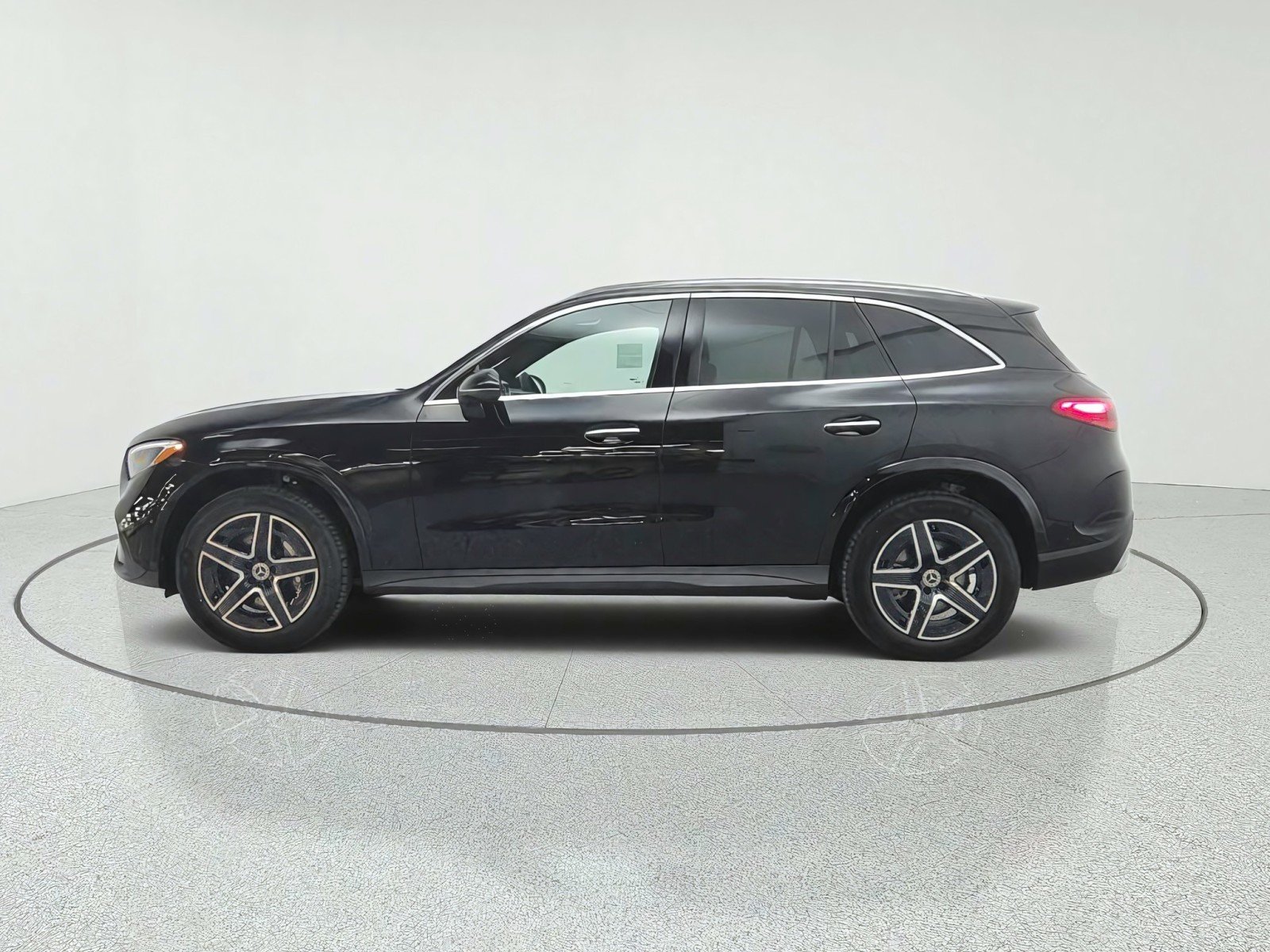 New 2026 Black Mercedes-Benz GLC 300 SUV image 8