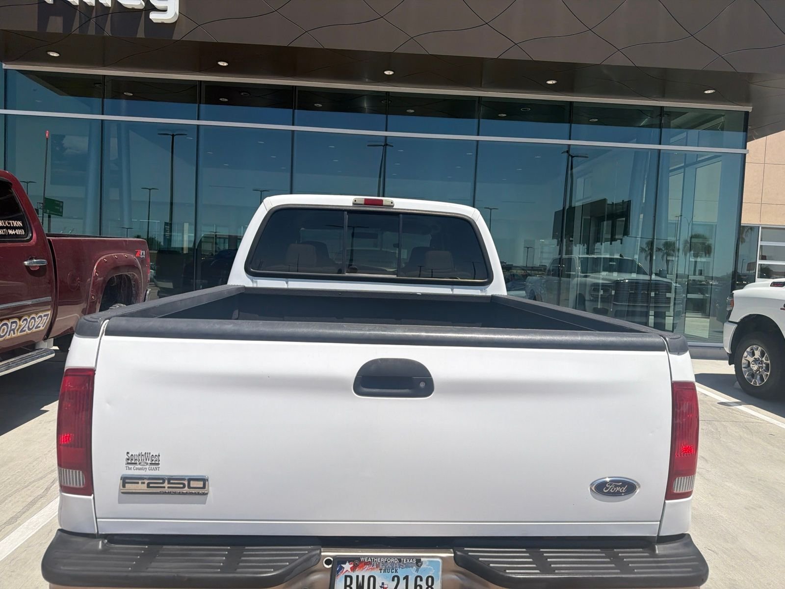 Used 2005 Oxford White Clearcoat Ford XLT image 5