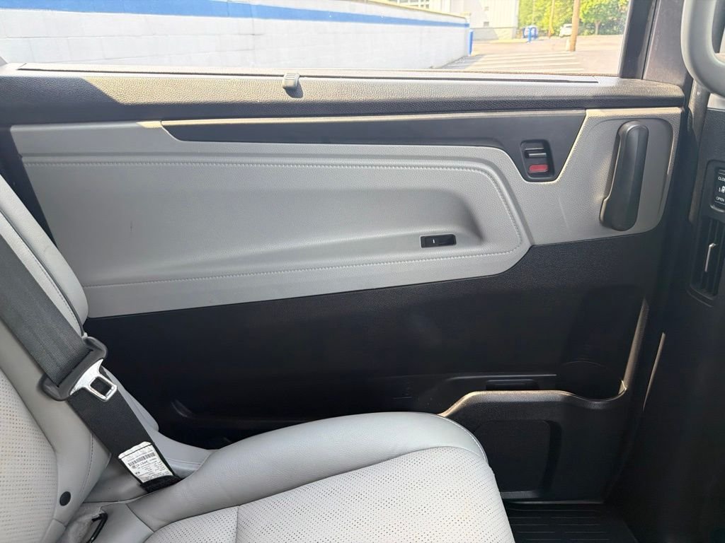 2024 Honda Odyssey Elite - Photo 21