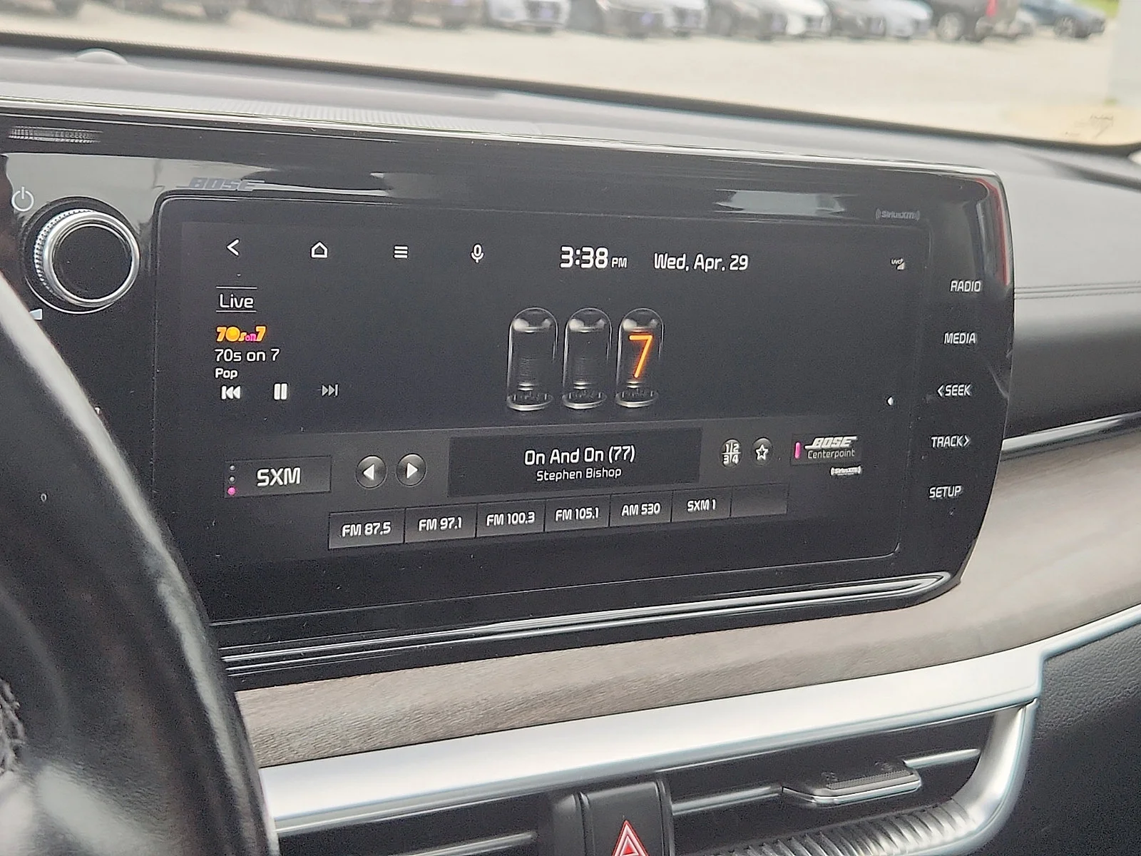 2022 Kia K5 EX - Photo 17