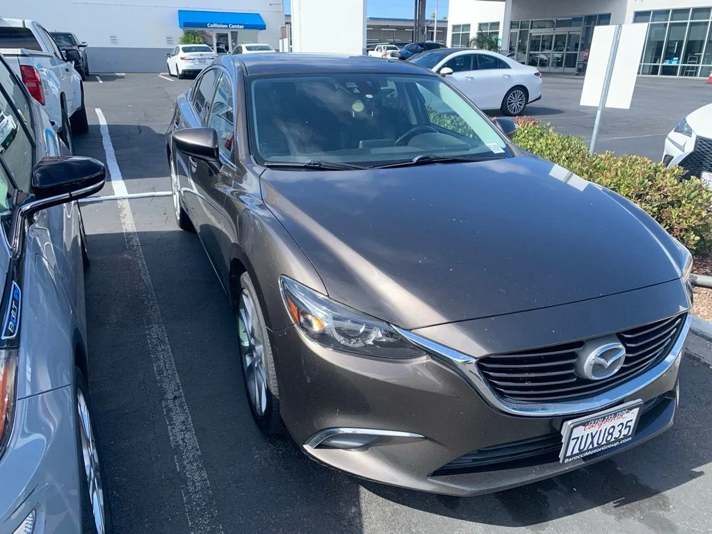Used 2016 Silver Mazda i Touring image 4