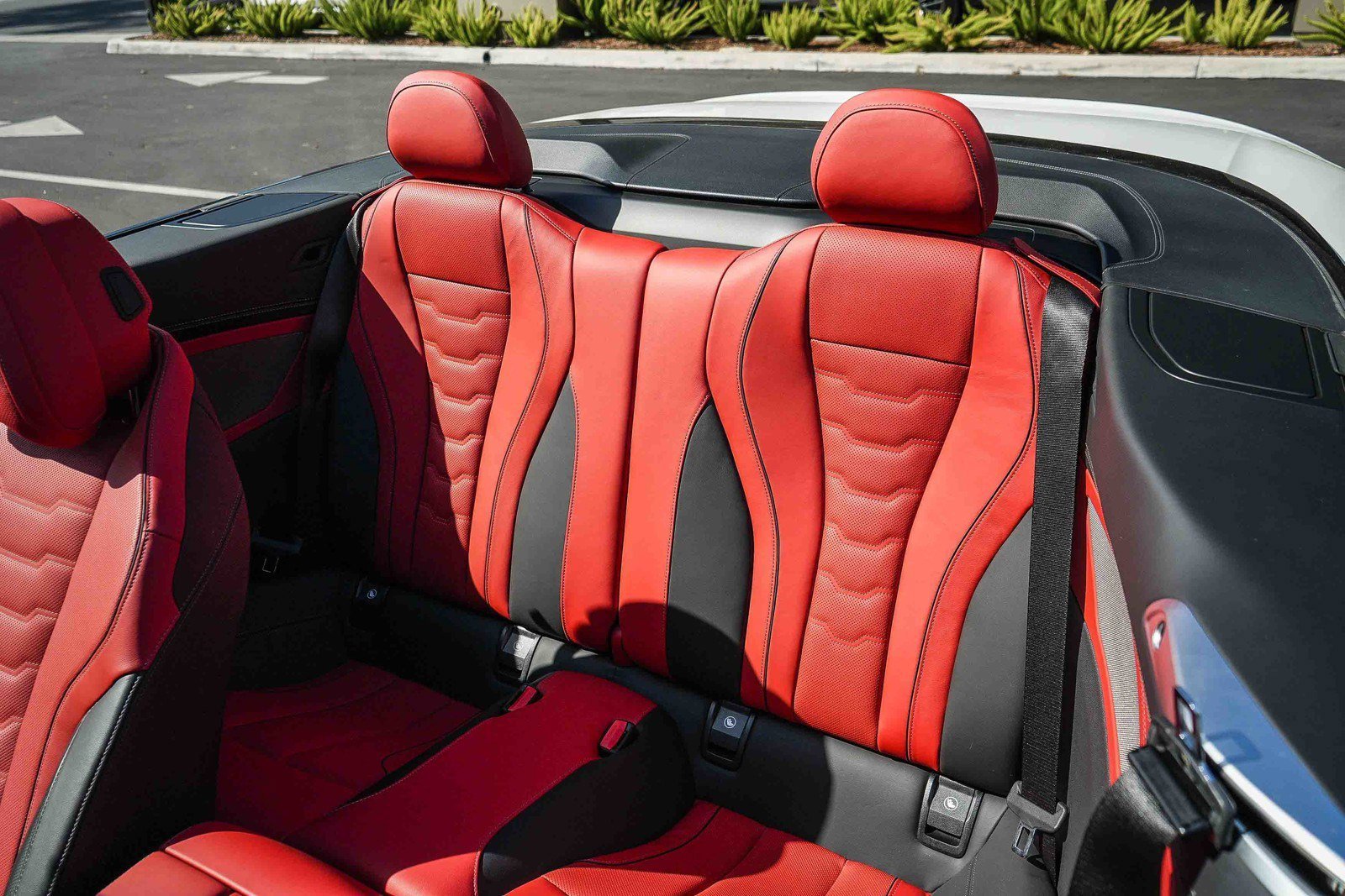 2025 BMW 8 Series 840i - Photo 21