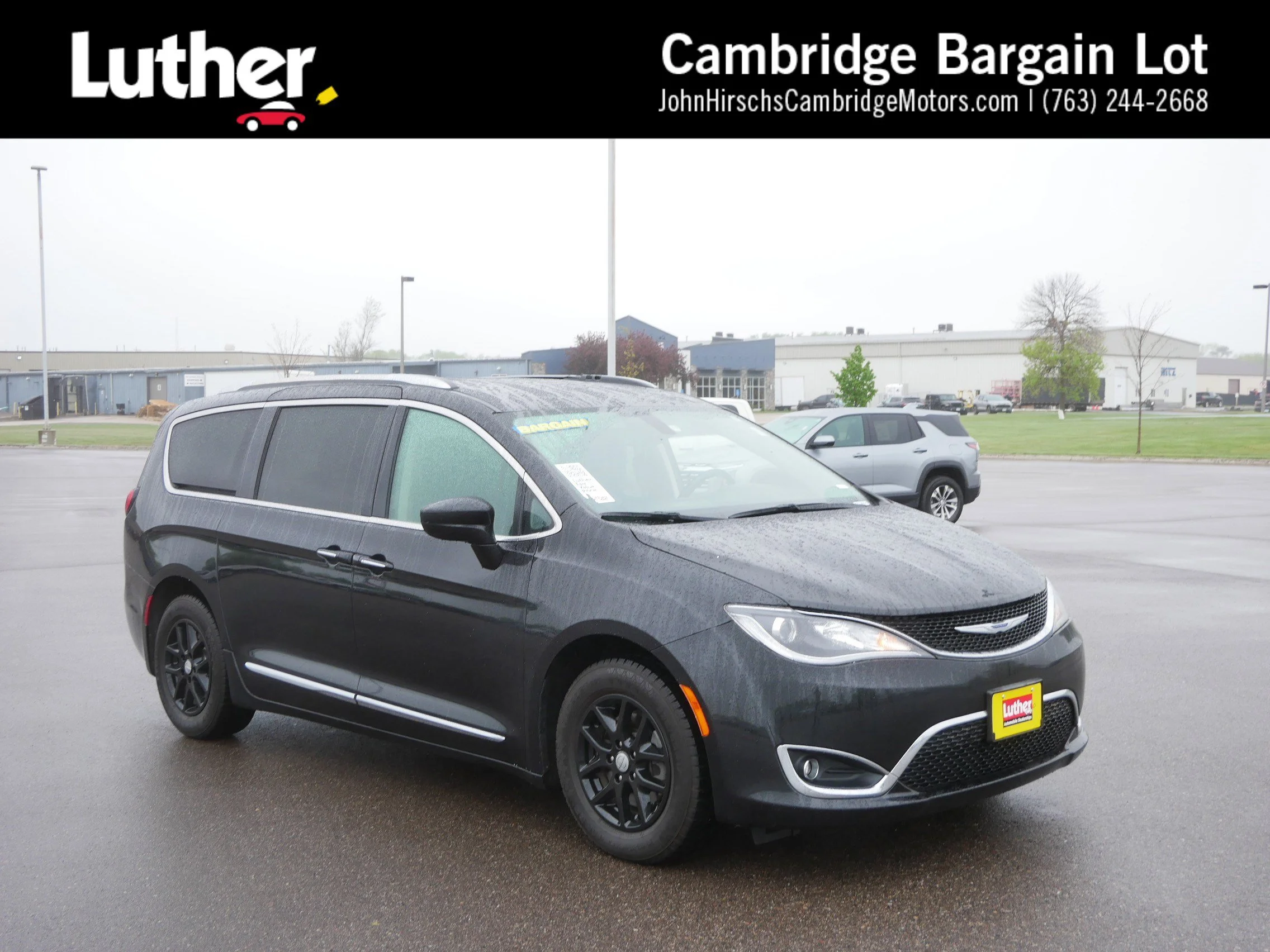 2020 Chrysler Pacifica Touring L's photo