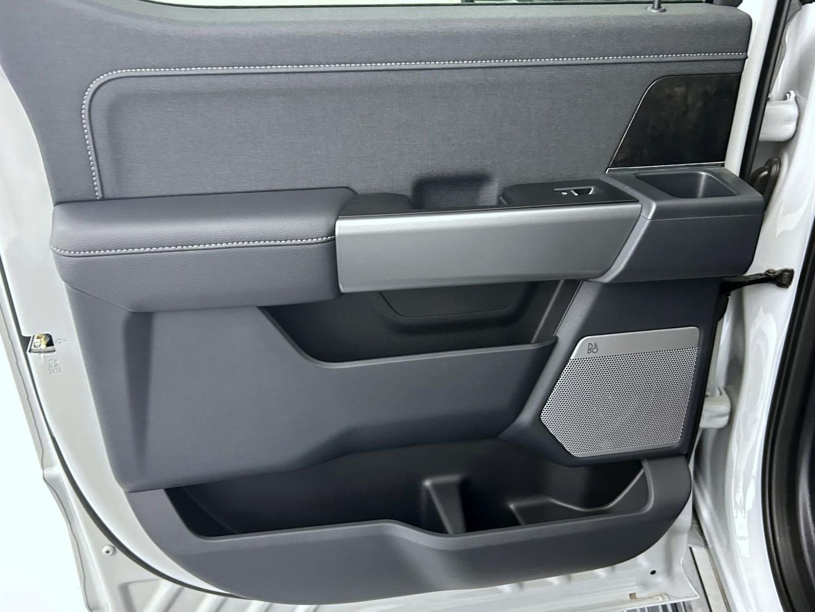 New 2026 Avalanche Ford Lariat image 20