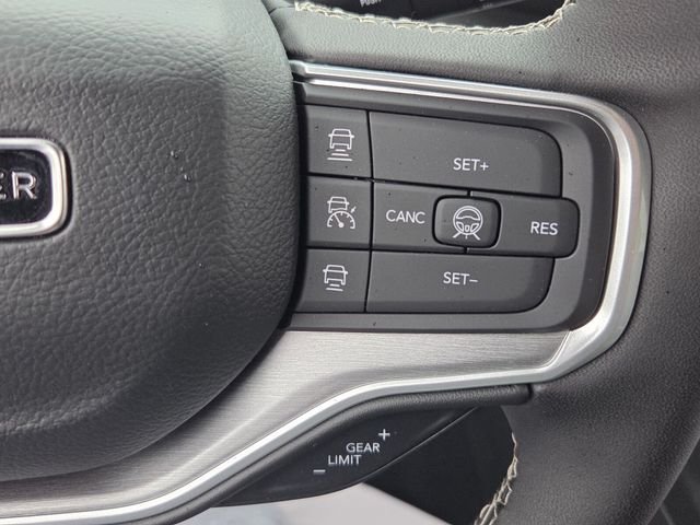 New 2026 Bright White Clearcoat Jeep Limited image 24