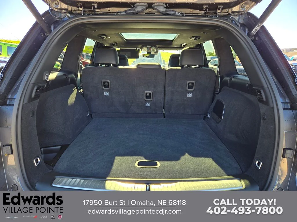New 2026 Baltic Gray Metallic Clear-Coat Exterior Paint Jeep Summit image 30