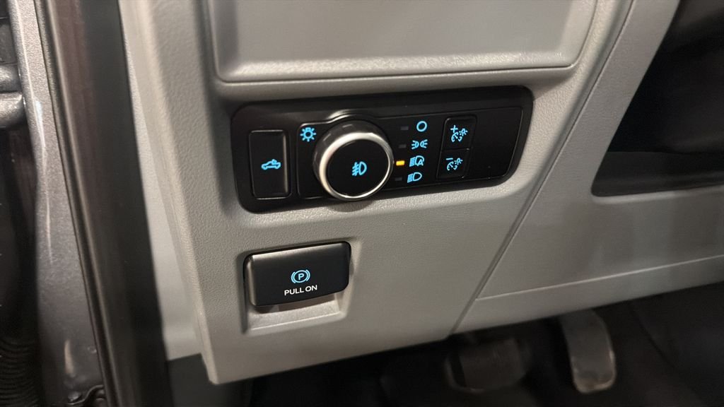 Used 2023 Gray Ford XLT image 16