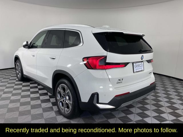 Used 2023 White BMW xDrive28i image 6