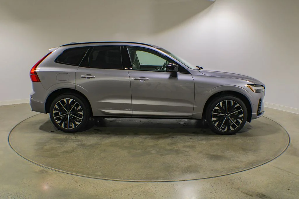 New 2026 Aurora Blue Volvo T8 Ultra image 6