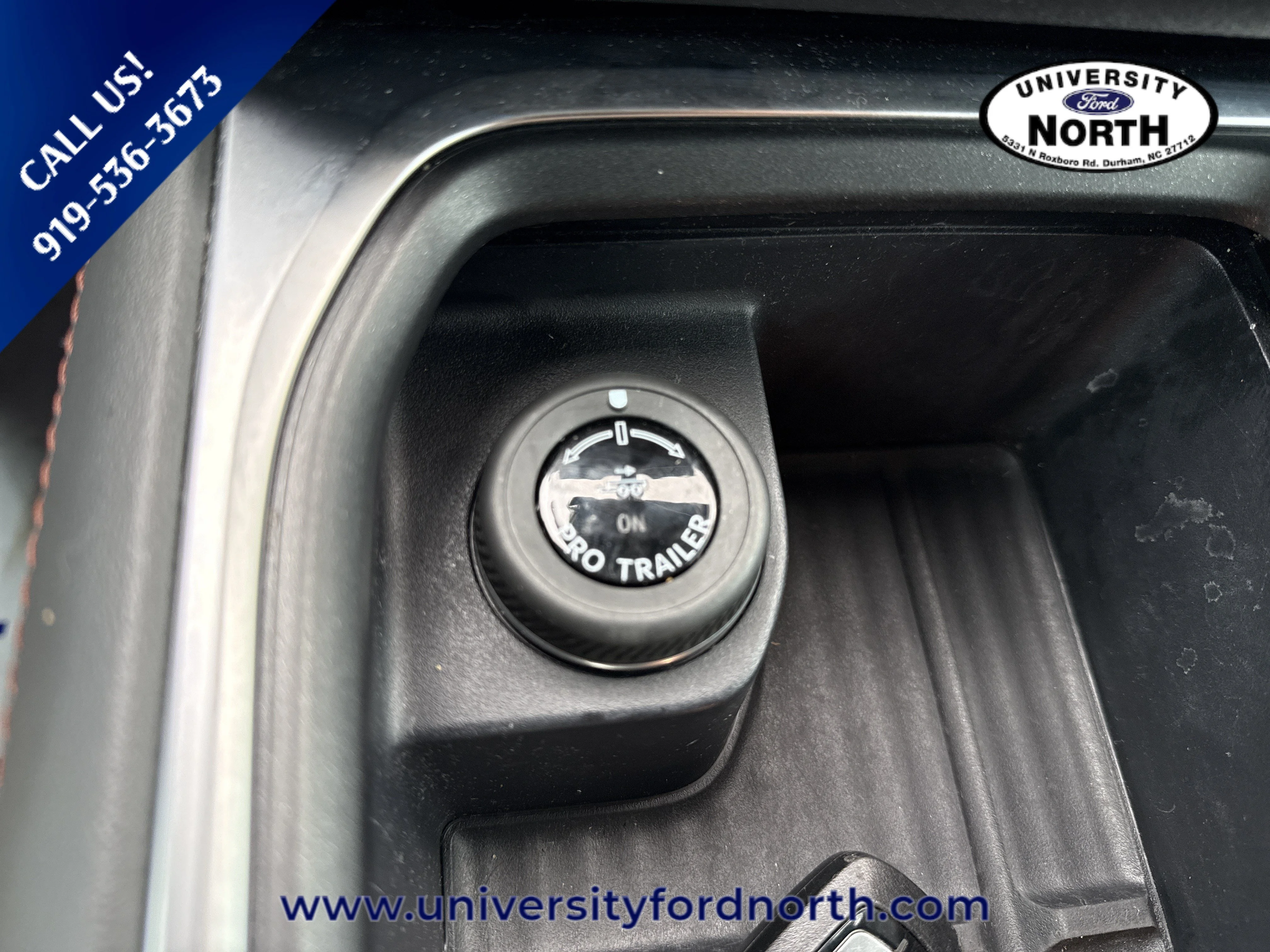 Used 2025 Agate Black Metallic Ford Active image 28