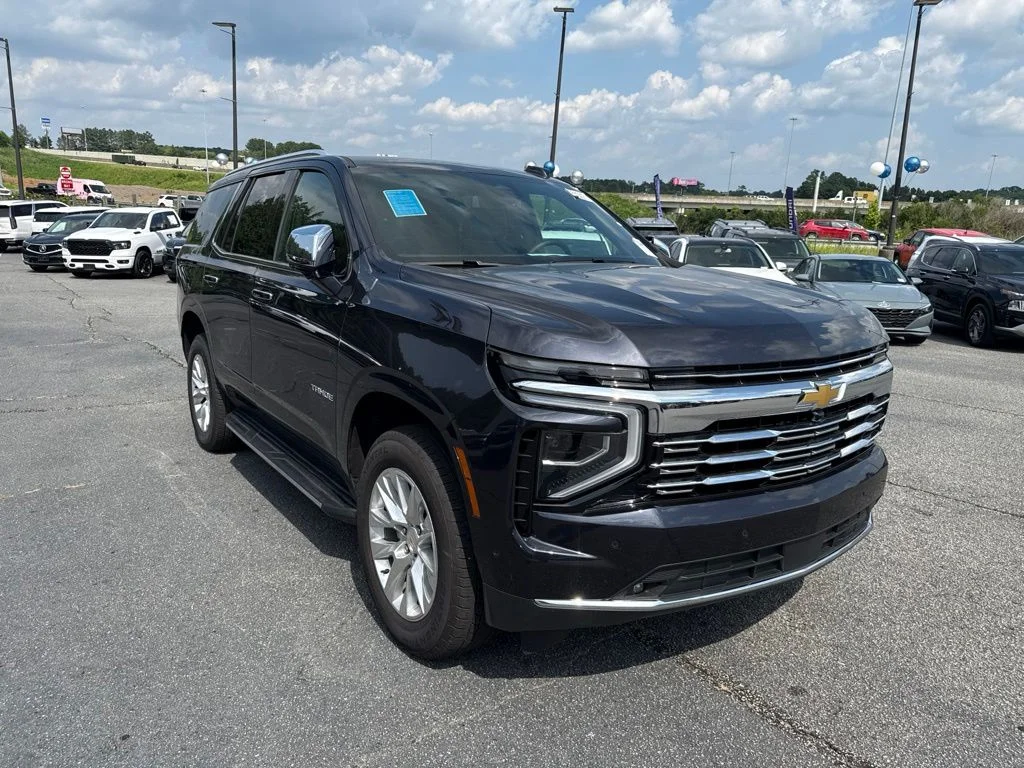 Used 2025 Gray Chevrolet Premier image 3
