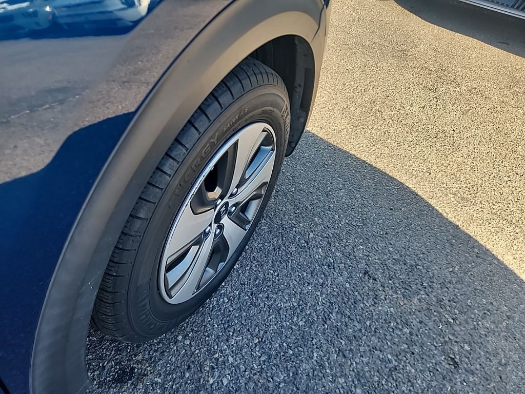 Used 2019 Blue Kia LX image 16