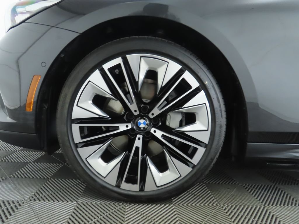 2026 BMW i5 40 - Photo 32