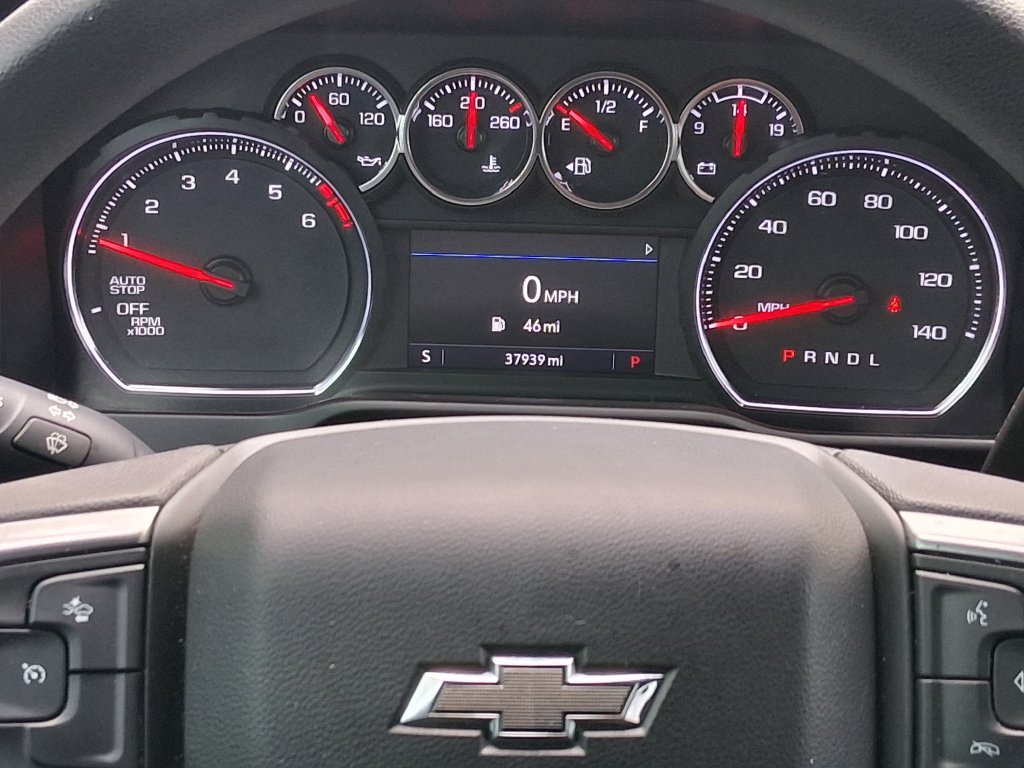 Used 2021 SILVER ICE METALLIC Chevrolet Custom image 13