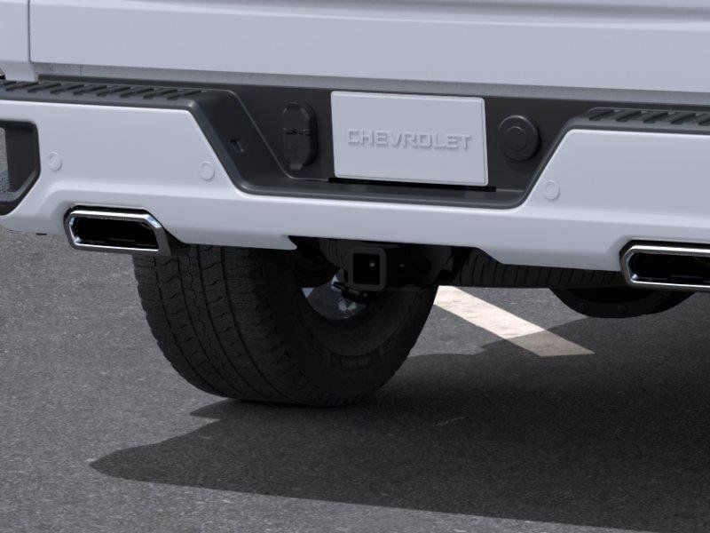 New 2026 Polar White Tricoat Chevrolet High Country image 14