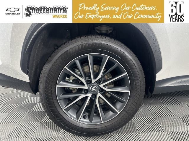 Used 2025 White Lexus NX 250 Premium image 10