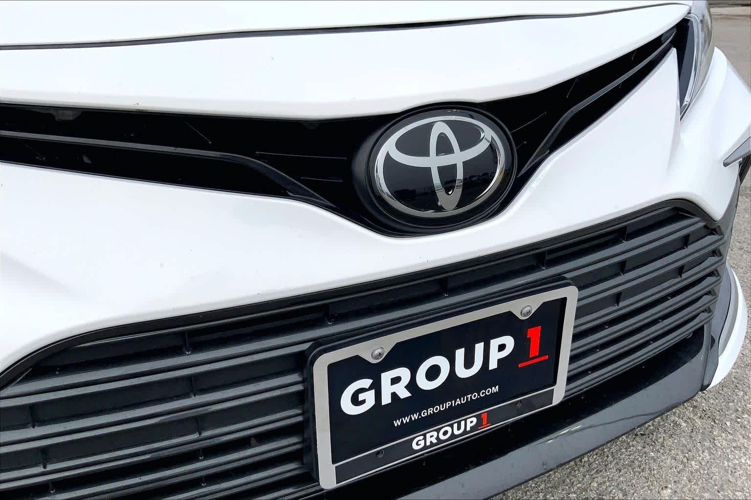 Used 2024 Ice Cap Toyota LE image 27
