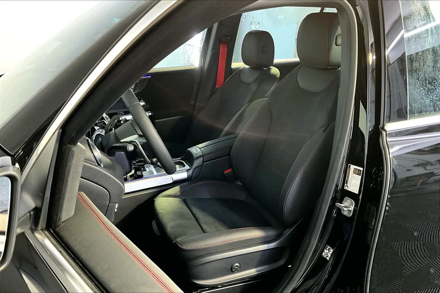 Used 2025 Night Black Mercedes-Benz AMG® GLB 35 image 13