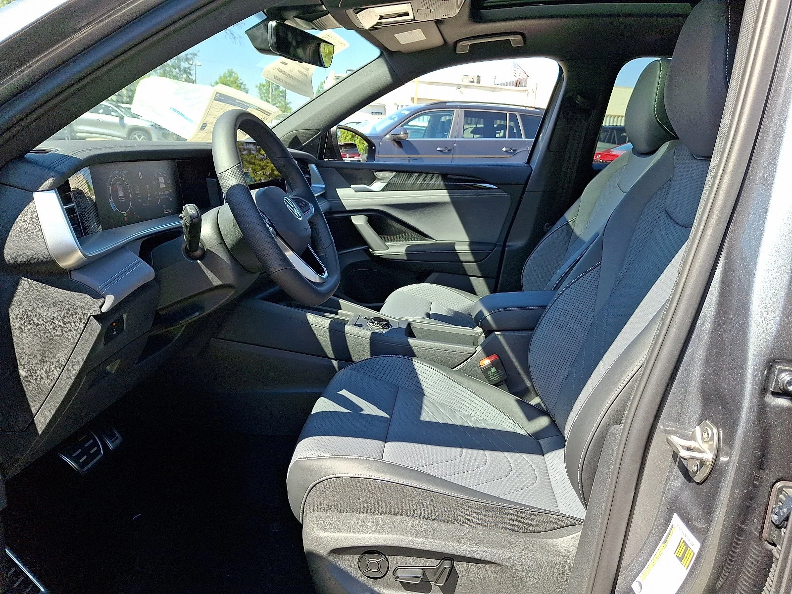 New 2026 Platinum Gray Metallic Volkswagen SE R-Line Black image 10